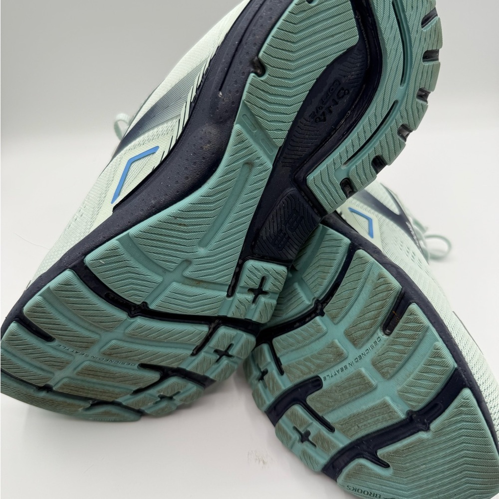 Women’s brooks adrenaline GTS size 11 excellent preowned condition - Picture 5 of 6